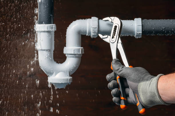 Professional Leak Detection technician working in Albion, NY